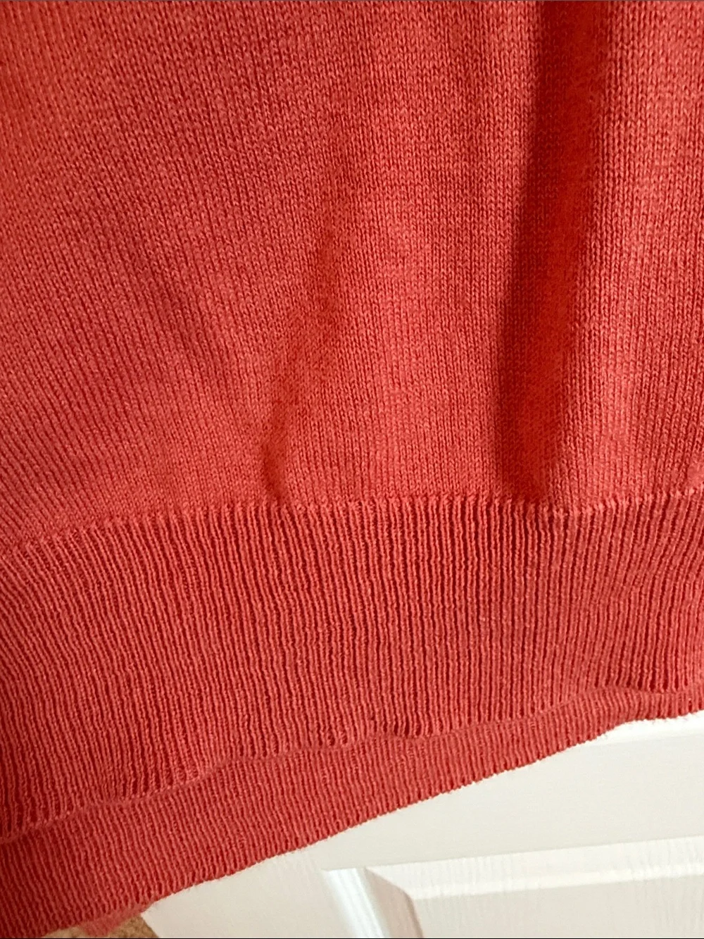 J.Crew Men's Cotton Cashmere V-Neck Sweater Size M Salmon Orange EUC
